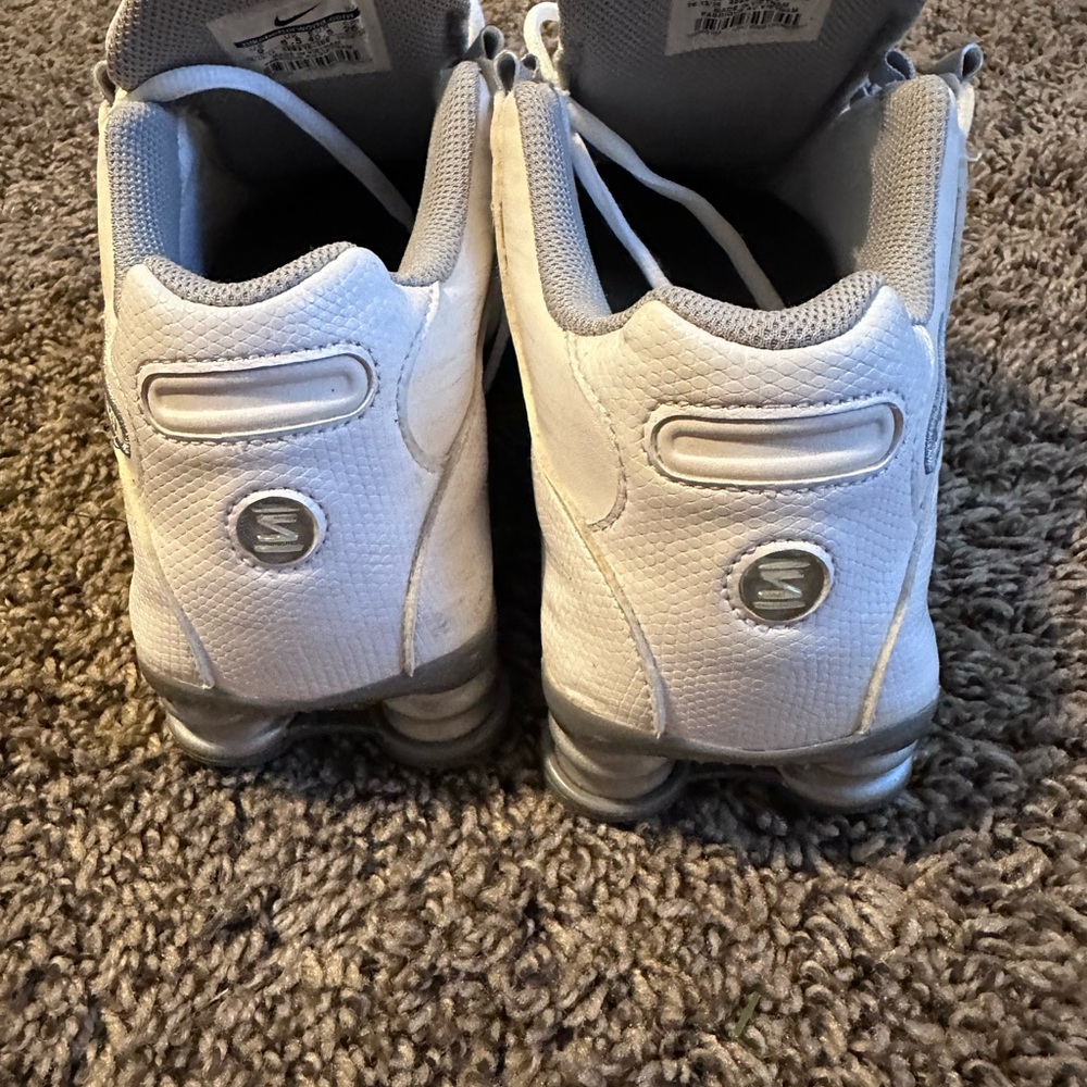 Nike White Silver Shox Retro Running Sneakers - Picture 3 of 5